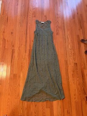 Universal Thread Olive Green Sleeveless Maxi Dress - Sheer bottom